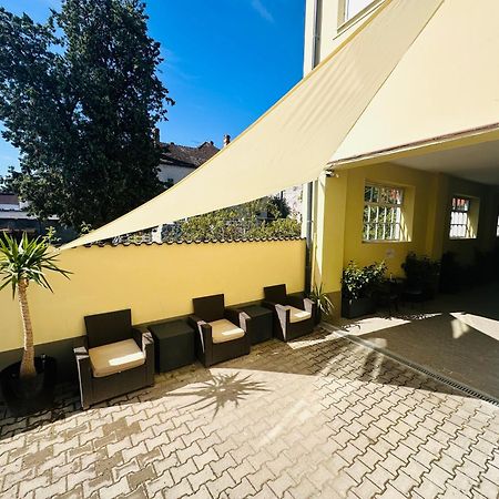 Neva Apartments Făgăraş Zewnętrze zdjęcie