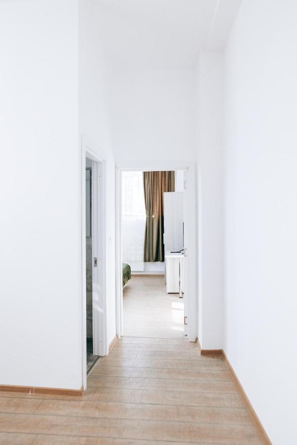 Neva Apartments Făgăraş Zewnętrze zdjęcie