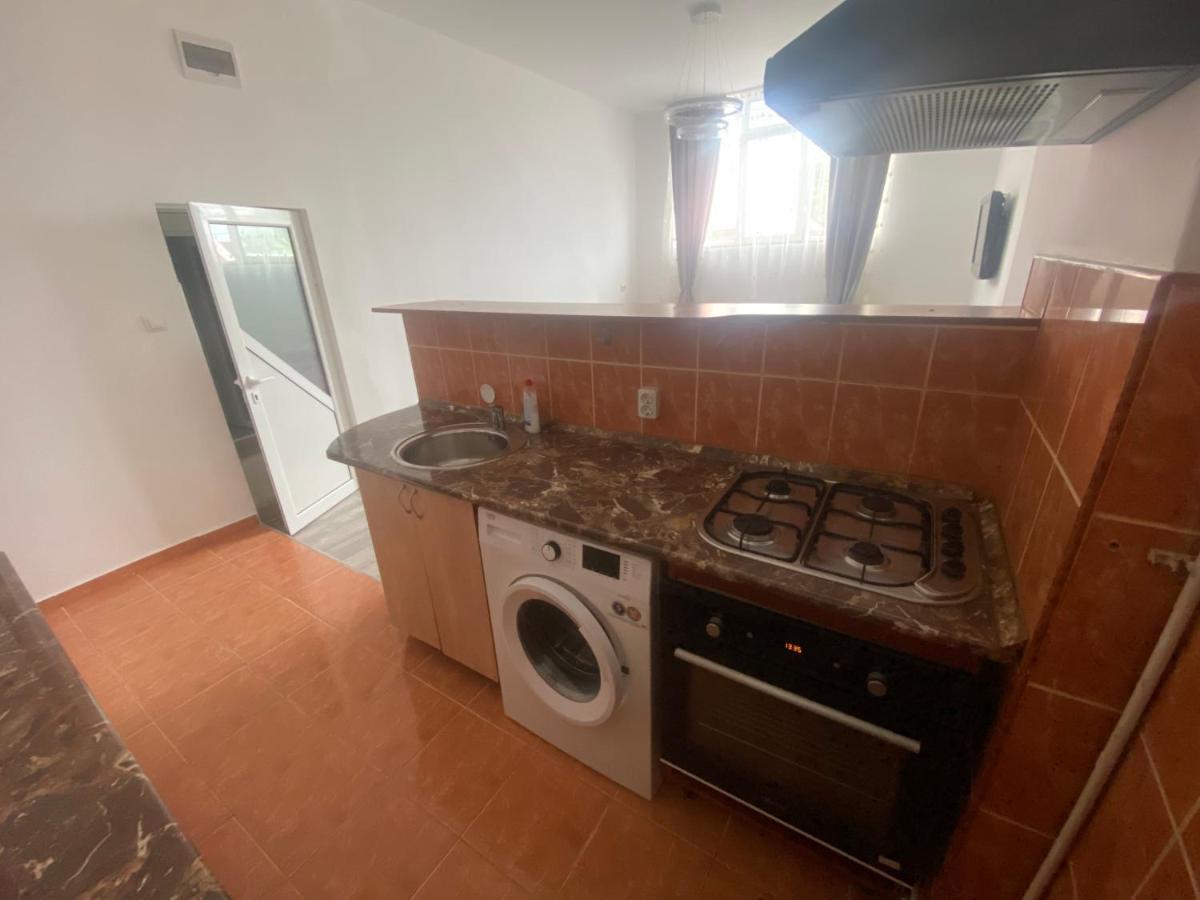 Neva Apartments Făgăraş Zewnętrze zdjęcie