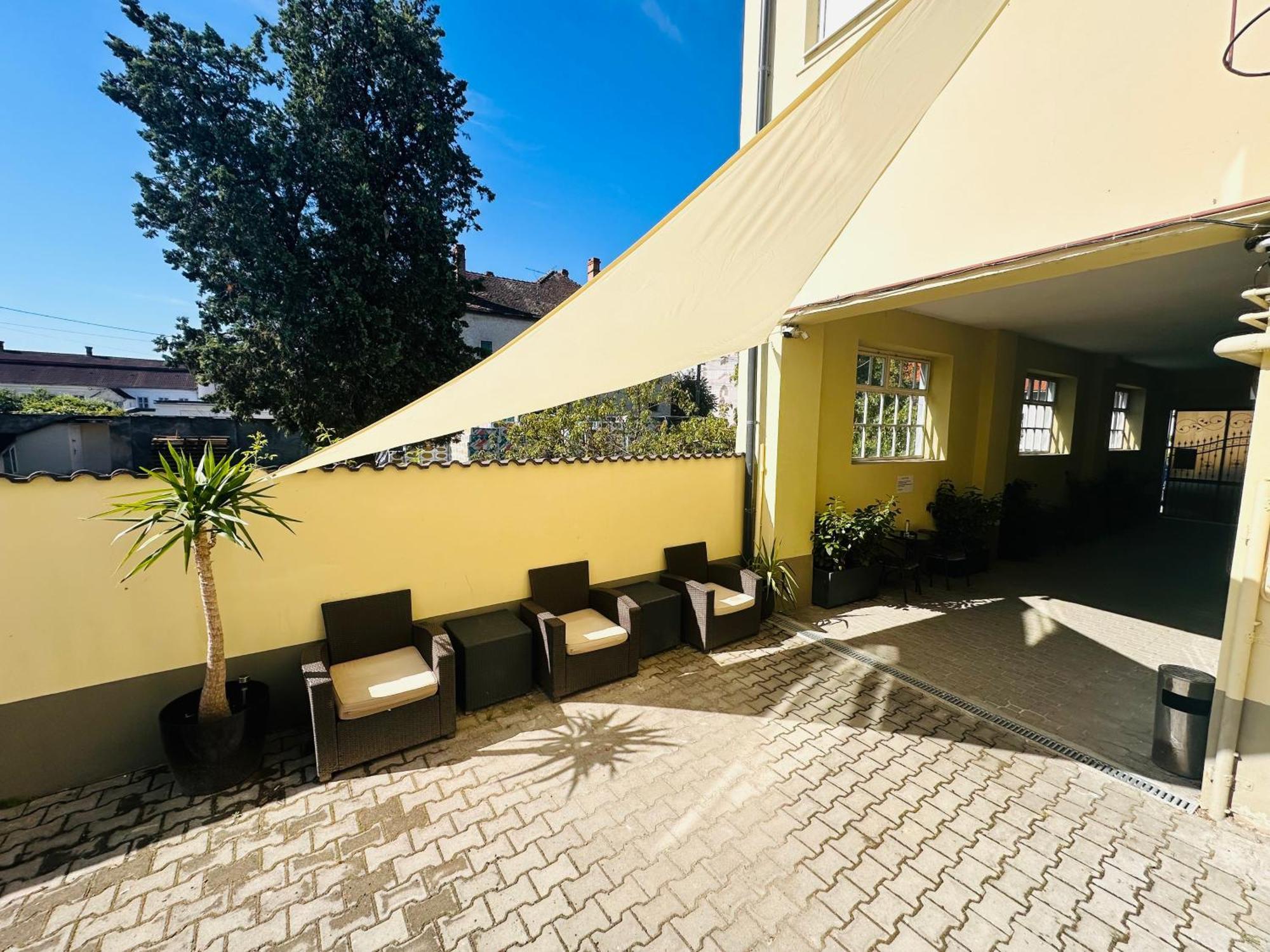 Neva Apartments Făgăraş Zewnętrze zdjęcie
